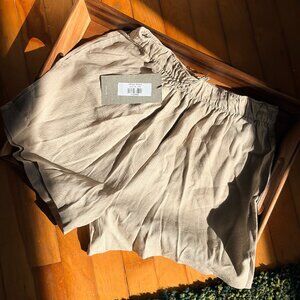 NWT Charli Amaya Linen Blend Shorts Beige S/M Made in Italy